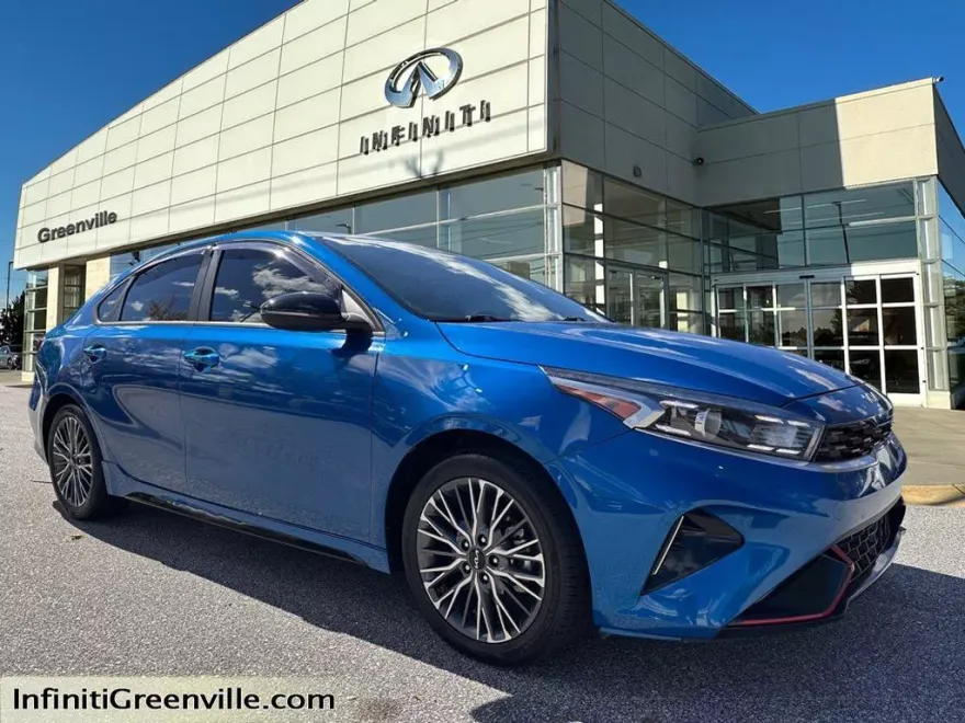 2023 Kia Forte GT-Line photo 1