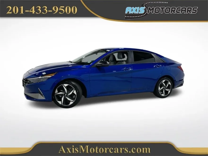 2023 Hyundai Elantra Limited photo 1