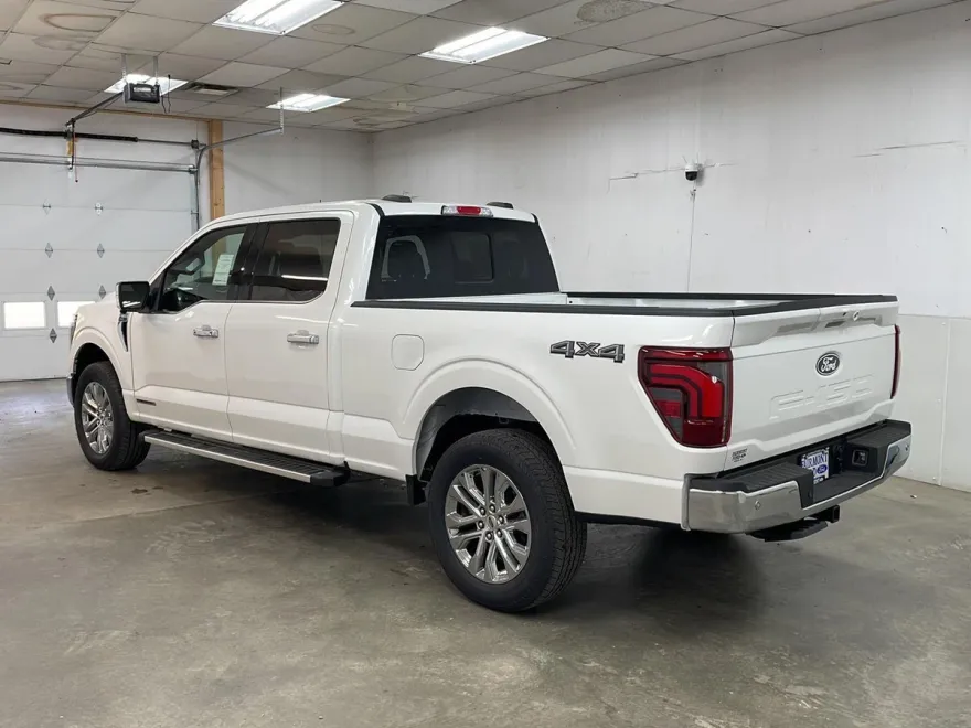 2025 Ford F-150 Lariat photo 1