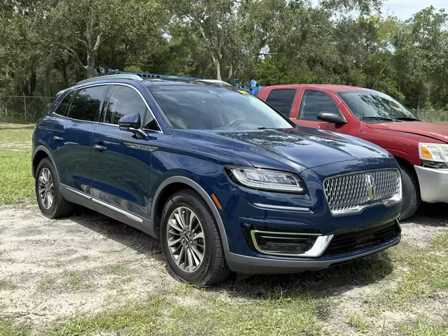 2020 Lincoln Nautilus Reserve photo 1