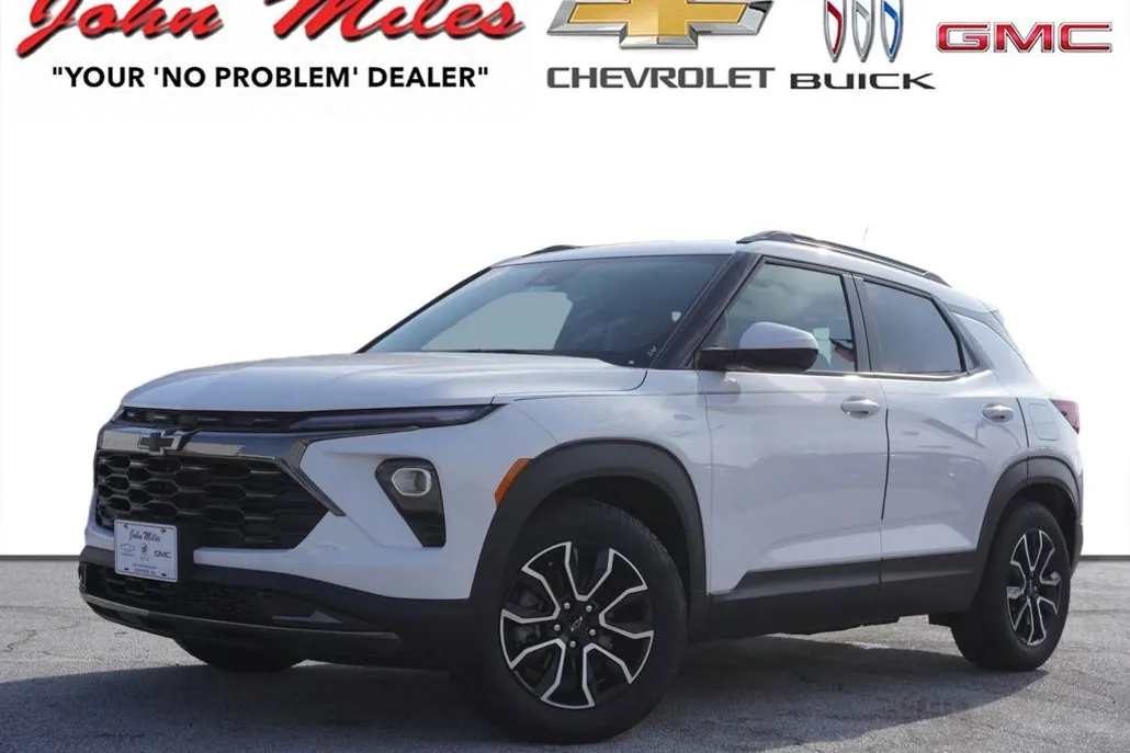 2025 Chevrolet Blazer 2LT photo 1