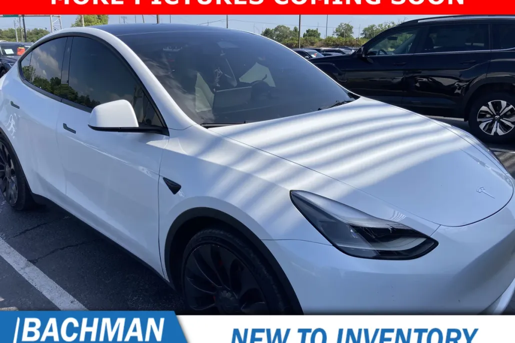 2023 Tesla Model Y Performance photo 1