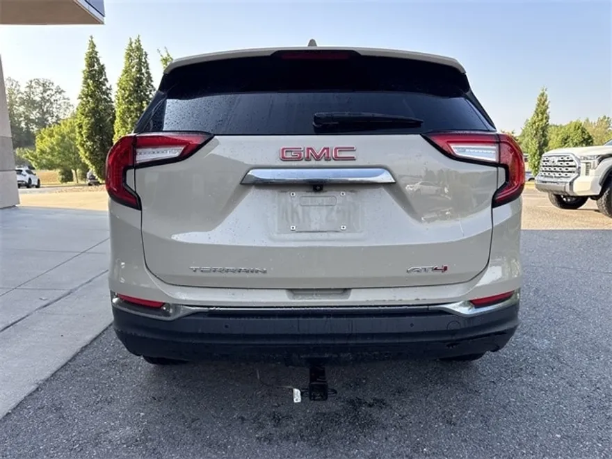 2022 Gmc Terrain AT4 photo 1