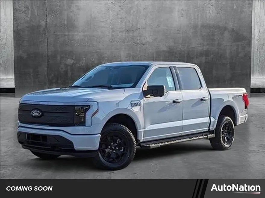 2025 Ford F-150 Lightning XLT photo 1