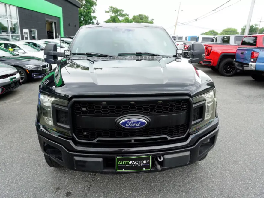2019 Ford F-150 XLT photo 1