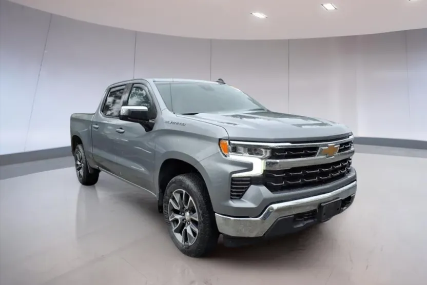 2023 Chevrolet Silverado 1500 LT photo 1
