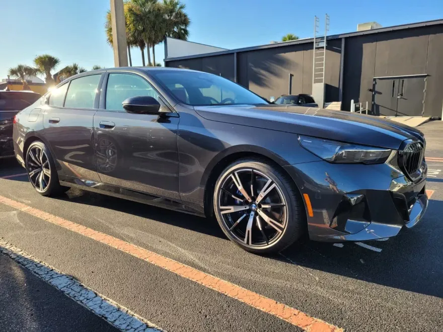 2026 Bmw 530i photo 1
