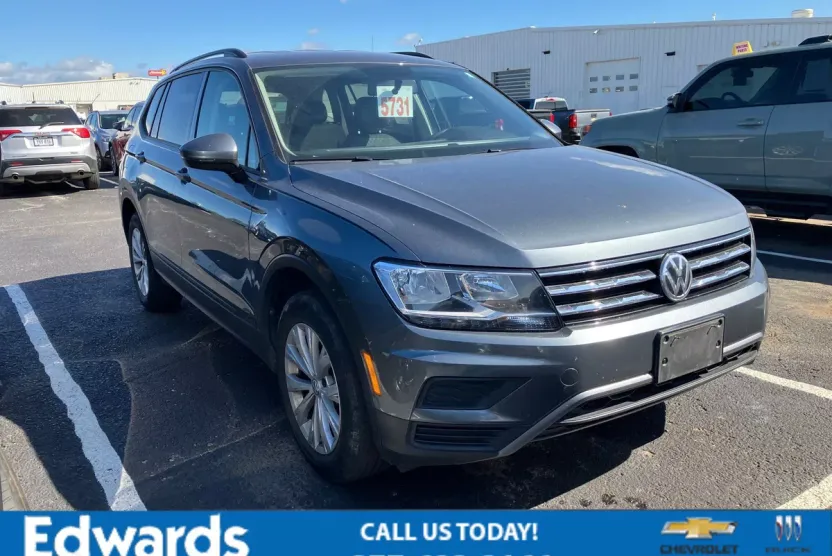 2019 Volkswagen Tiguan S photo 1