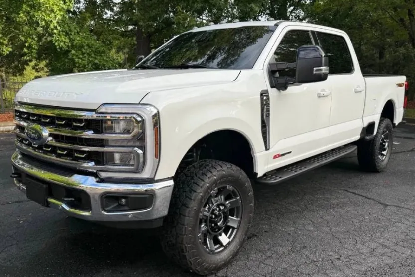 2024 Ford F-250 photo 1