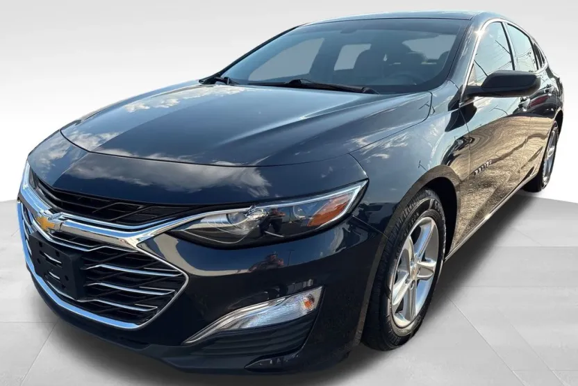 2022 Chevrolet Malibu photo 1