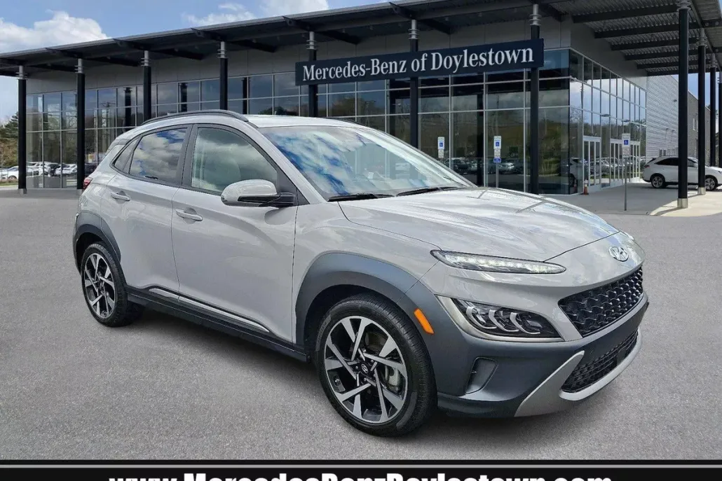 2022 Hyundai Kona Limited photo 1