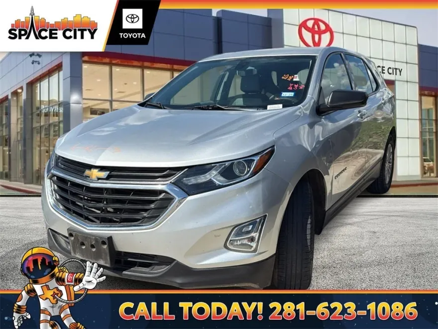 2018 Chevrolet Equinox LS photo 1