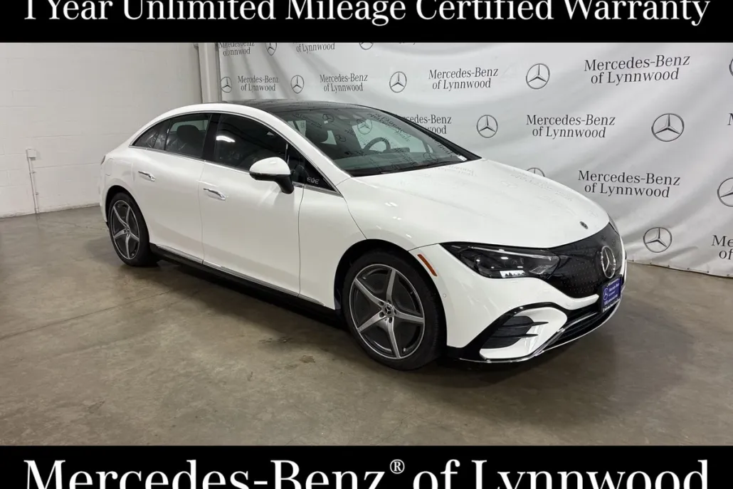 2024 Mercedes Benz EQE-Class Sedan photo 1