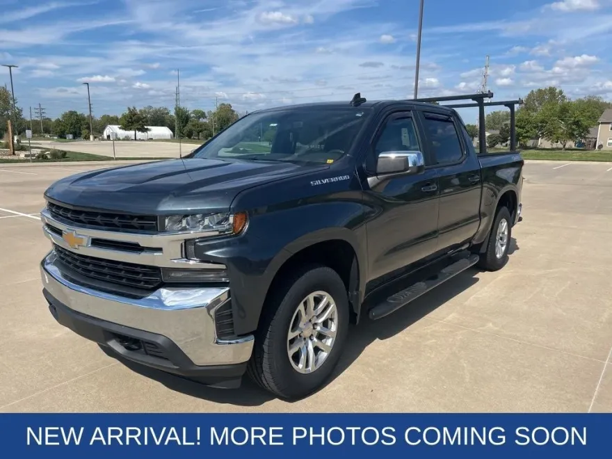 2020 Chevrolet Silverado 1500 LT photo 1