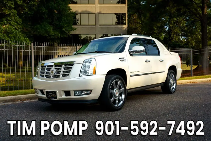 2013 Cadillac Escalade EXT Premium Sport photo 1