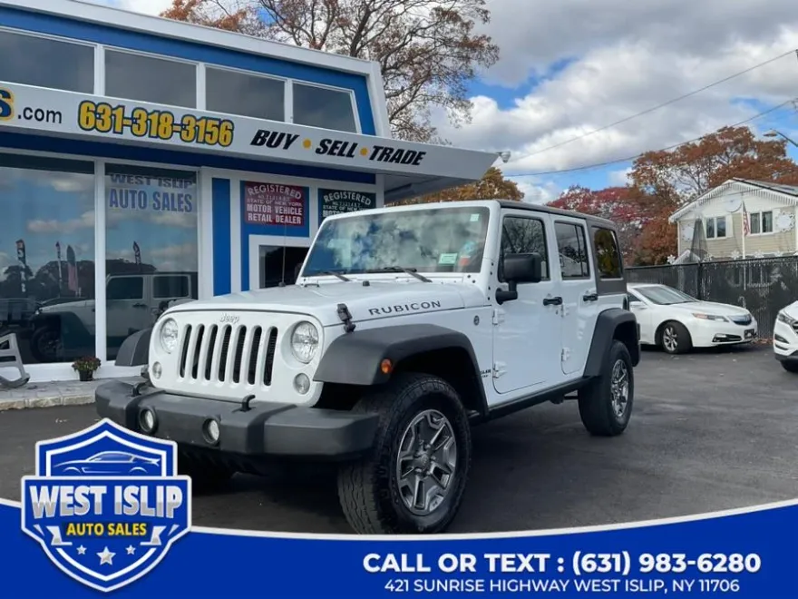2016 Jeep Wrangler Unlimited Rubicon photo 1