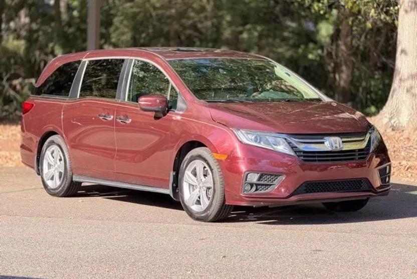 2019 Honda Odyssey EX-L photo 1