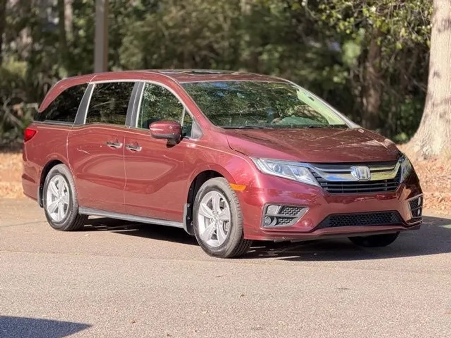 2019 Honda Odyssey EX-L photo 1