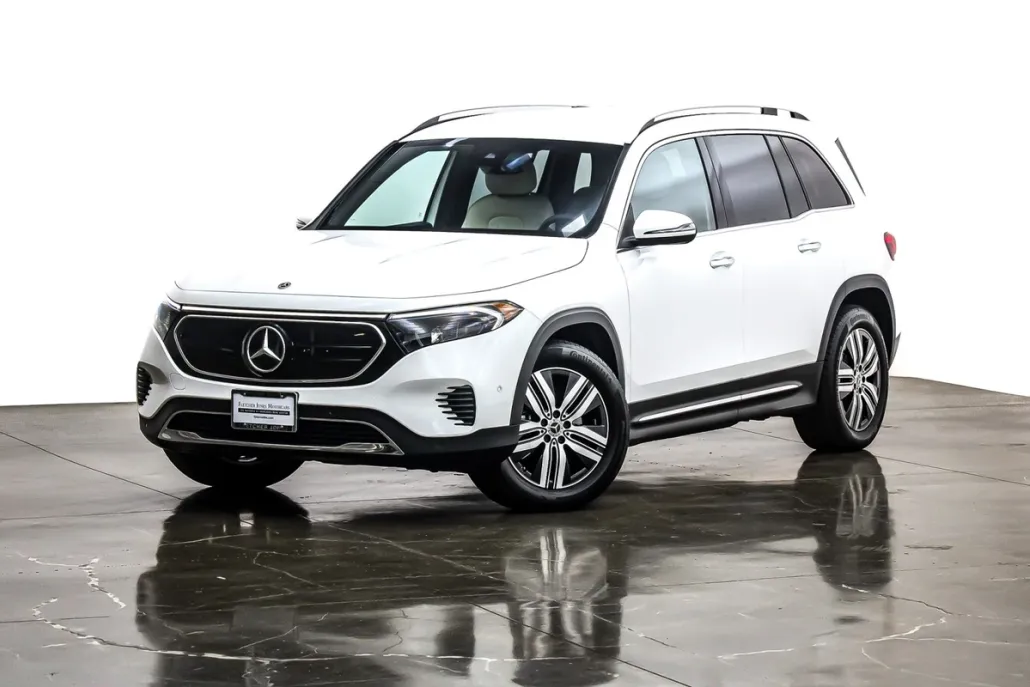 2023 Mercedes Benz EQB 300 4MATIC photo 1