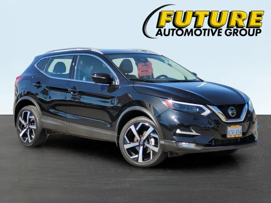 2021 Nissan Rogue Sport SL photo 1