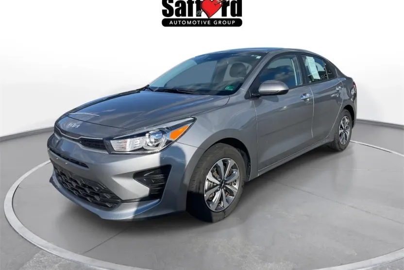 2023 Kia Rio S photo 1