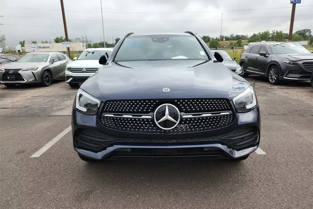2022 Mercedes Benz GLC 300 4MATIC photo 1