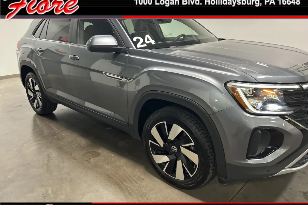 2024 Volkswagen Atlas Cross Sport SE Technology photo 1