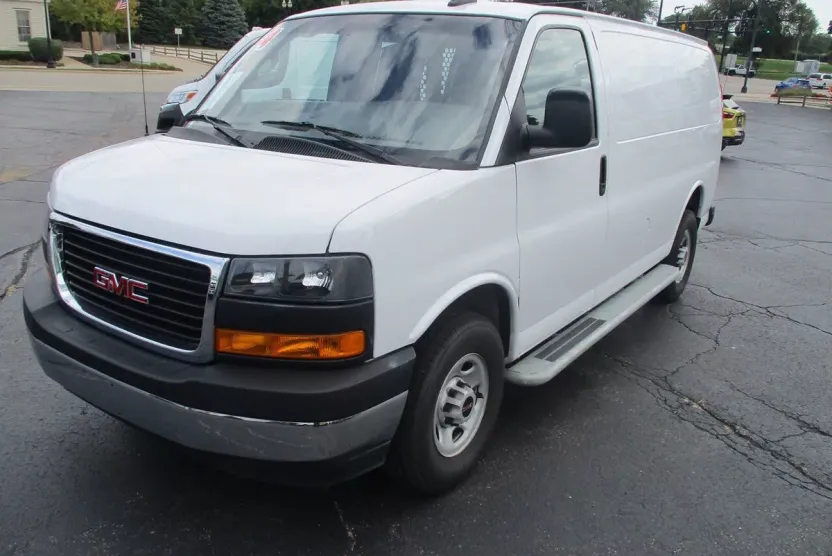 2024 Gmc Savana 2500 Cargo photo 1