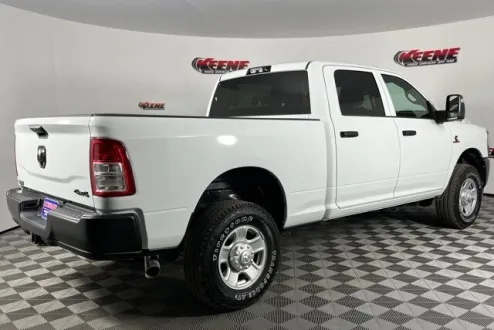 2024 Ram 2500 Tradesman photo 3