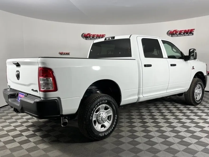 2024 Ram 2500 Tradesman photo 3
