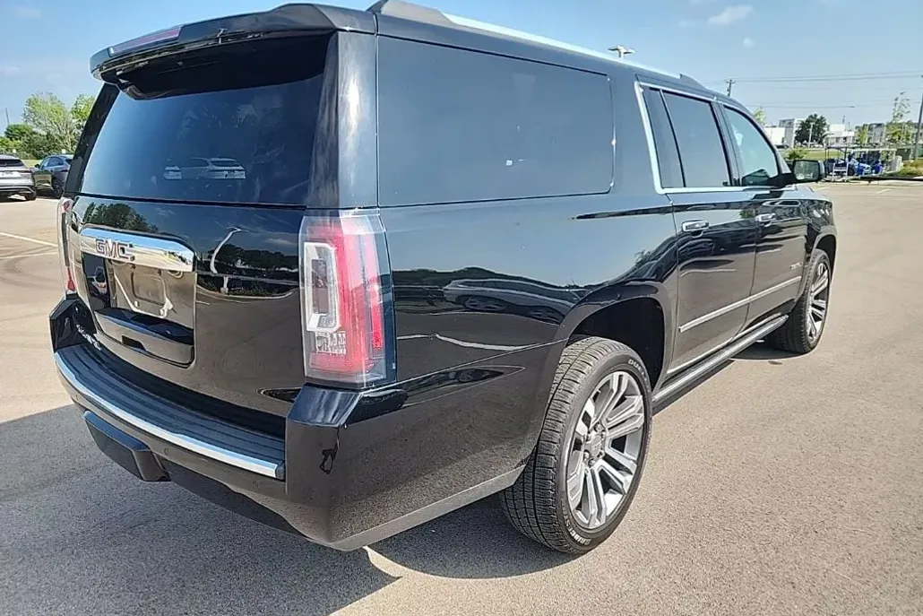 2020 Gmc Yukon XL Denali photo 1