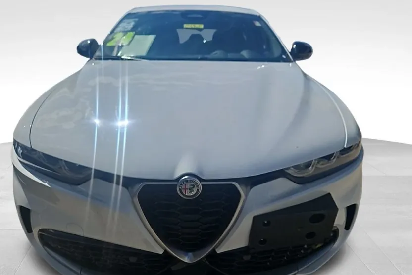 2024 Alfa Romeo Tonale Ti photo 1