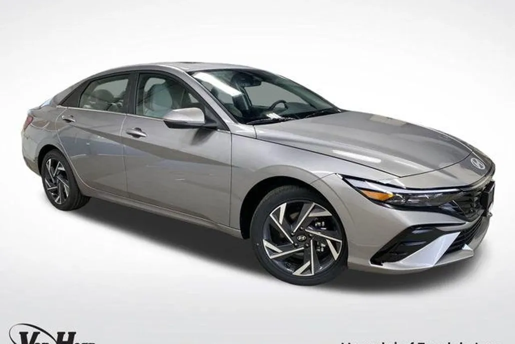 2025 Hyundai Elantra Hybrid Limited photo 1