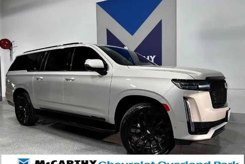 2022 Cadillac Escalade ESV Sport Platinum photo 1