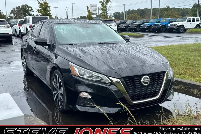 2020 Nissan Altima 2.5 SR photo 1