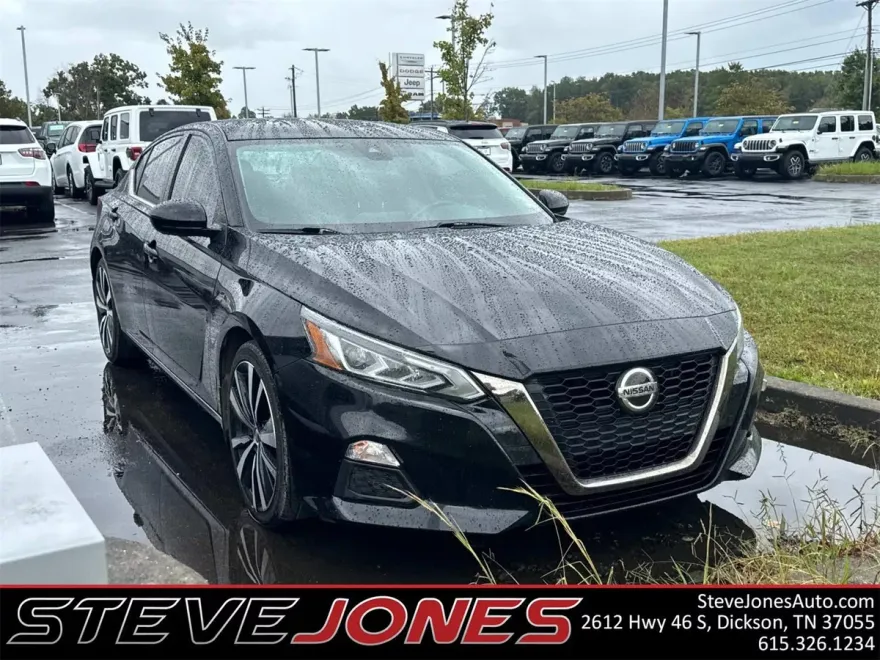 2020 Nissan Altima 2.5 SR photo 1