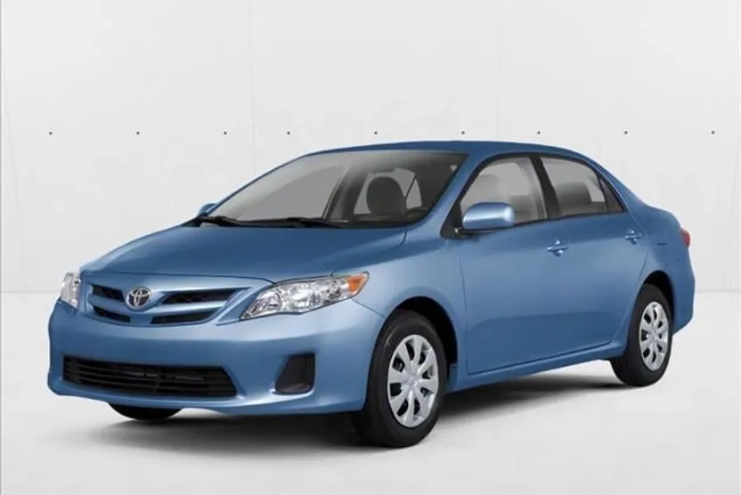 2012 Toyota Corolla LE photo 1