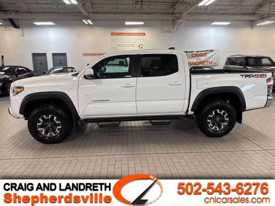 2021 Toyota Tacoma TRD Off-Road photo 1