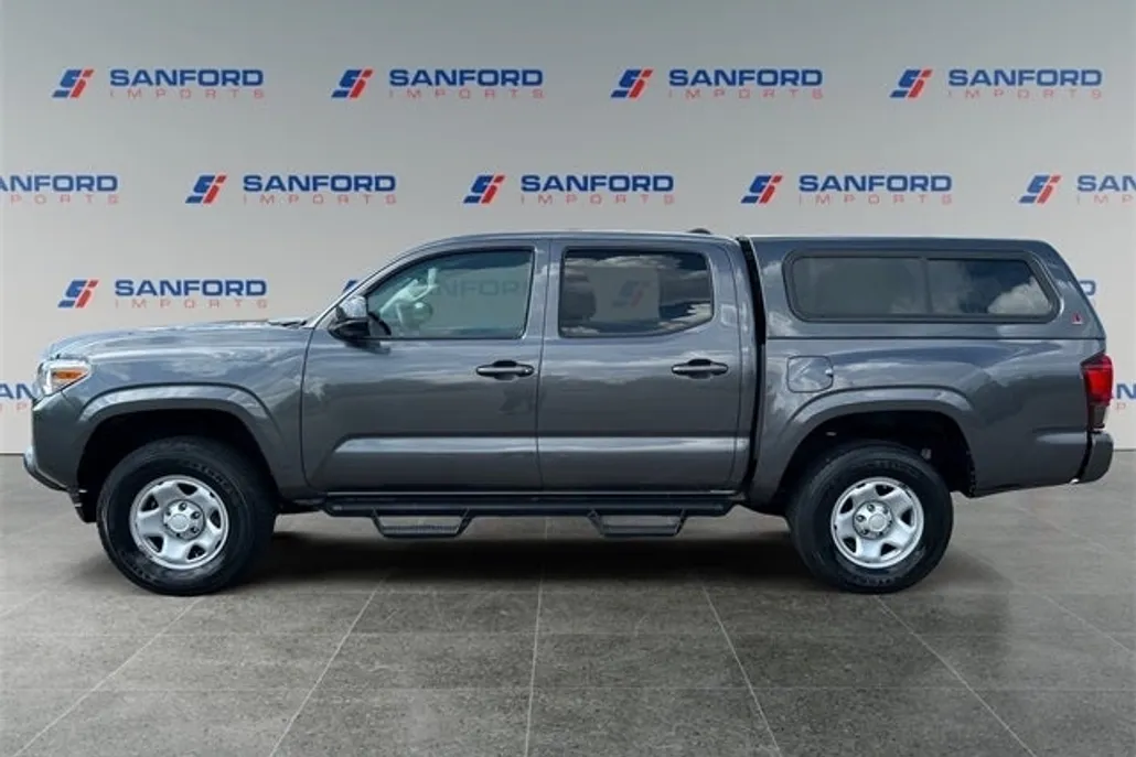 2021 Toyota Tacoma SR V6 photo 1