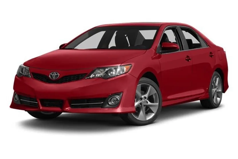 2014 Toyota Camry SE photo 1