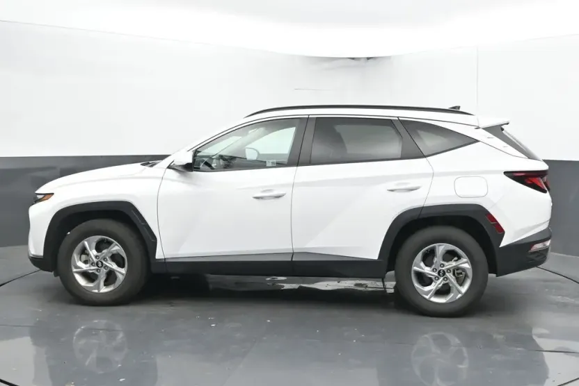 2024 Hyundai Tucson SEL photo 1