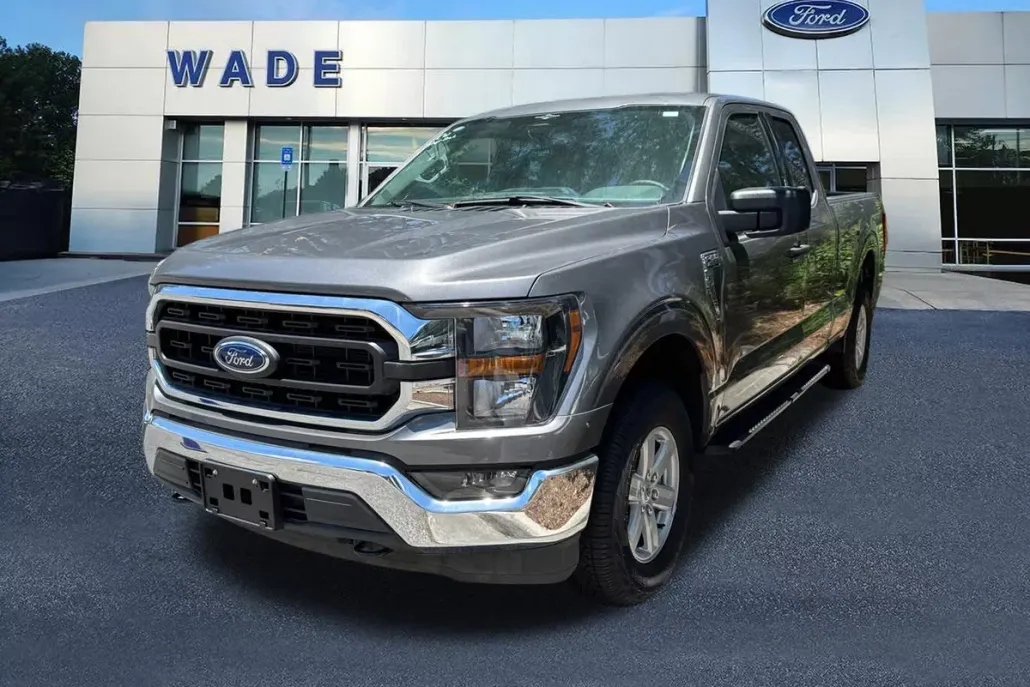 2023 Ford F-150 XLT photo 1
