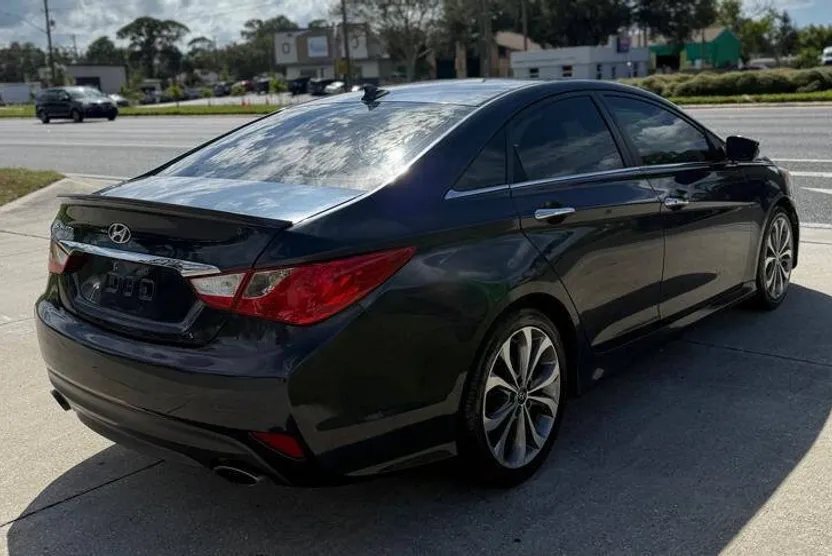 2014 Hyundai Sonata SE Limited photo 1