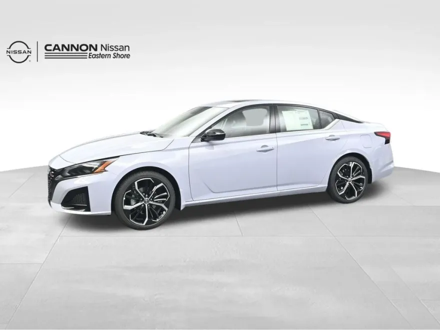 2025 Nissan Altima 2.5 SR photo 1
