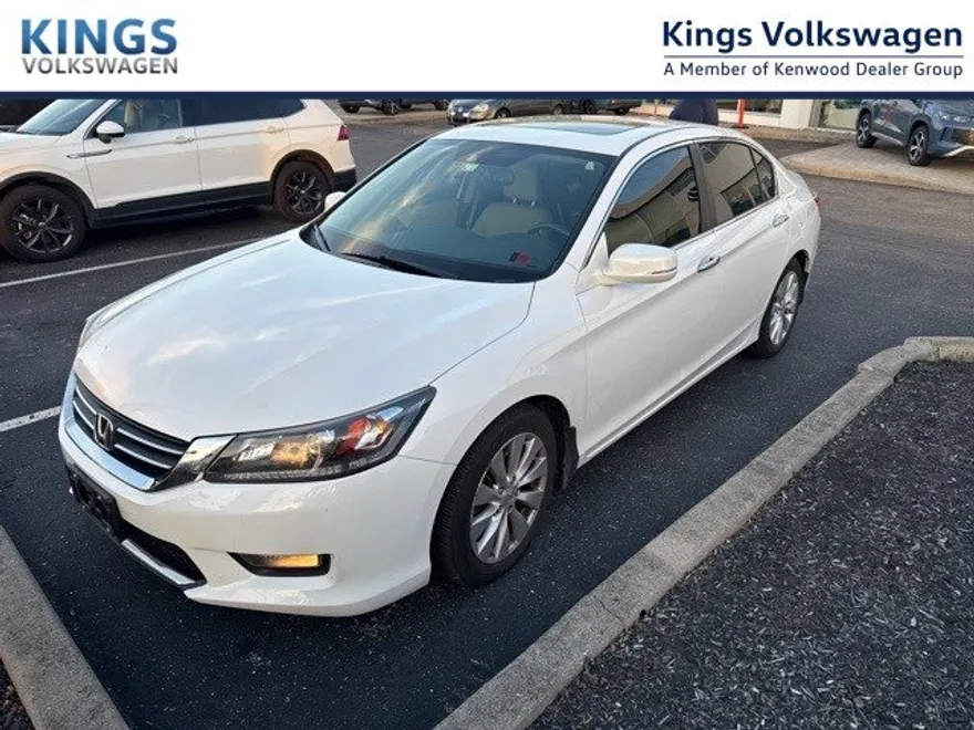 2015 Honda Accord EX-L photo 1