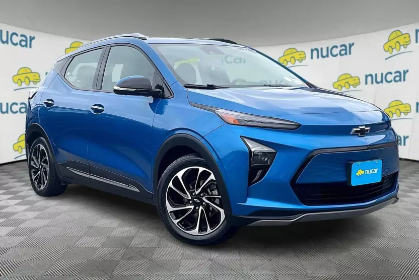 2022 Chevrolet Bolt EUV Premier photo 1