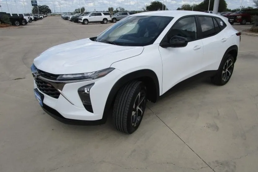 2026 Chevrolet Trax photo 1