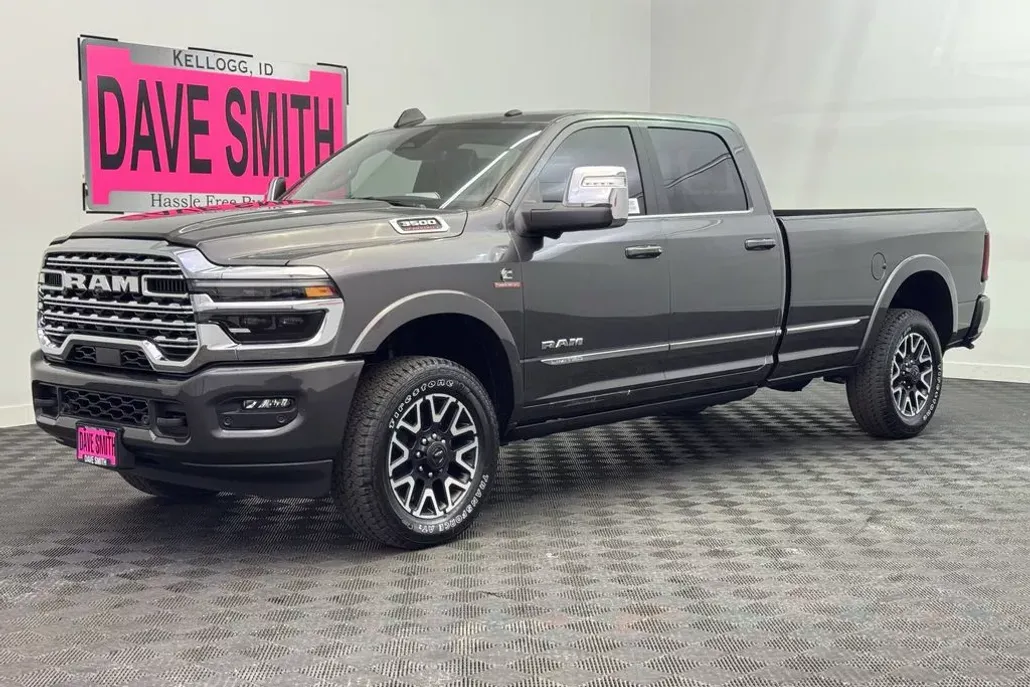 2025 Ram 3500 Limited photo 1