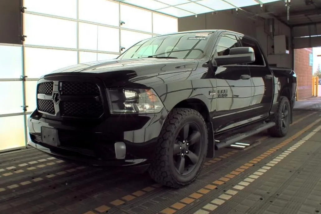 2018 Ram 1500 ST photo 1