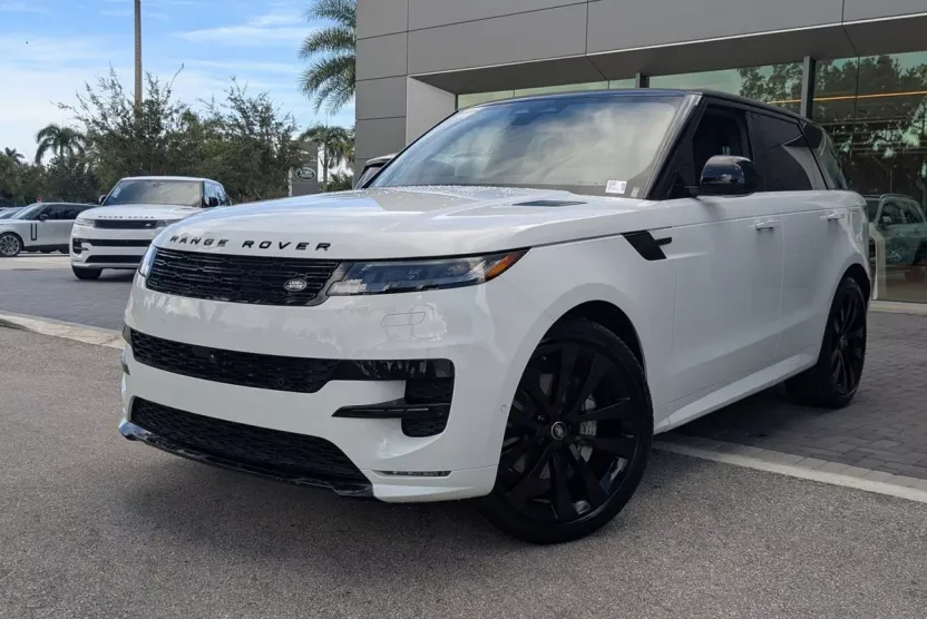 2025 Land Rover Range Rover Sport SE photo 1